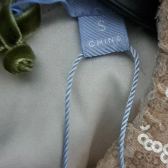 Antonio Melani x Nicola Bathie Champagne Gold Sequin Shelby Blouse - Picture 11 of 14